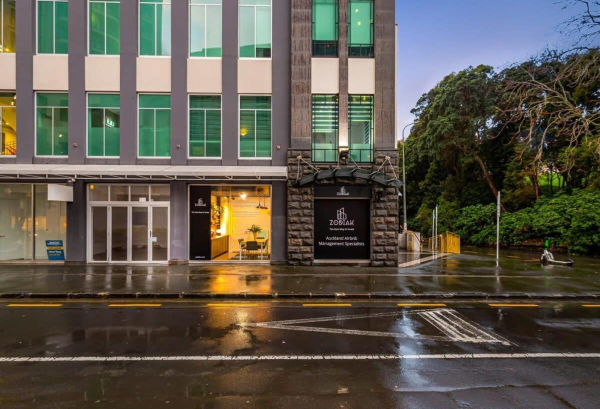 Cosy Two Bedroom Apartment With Balcony Pool And Gym Auckland Exteriör bild